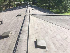 Shingle roof in Huntsville, TX